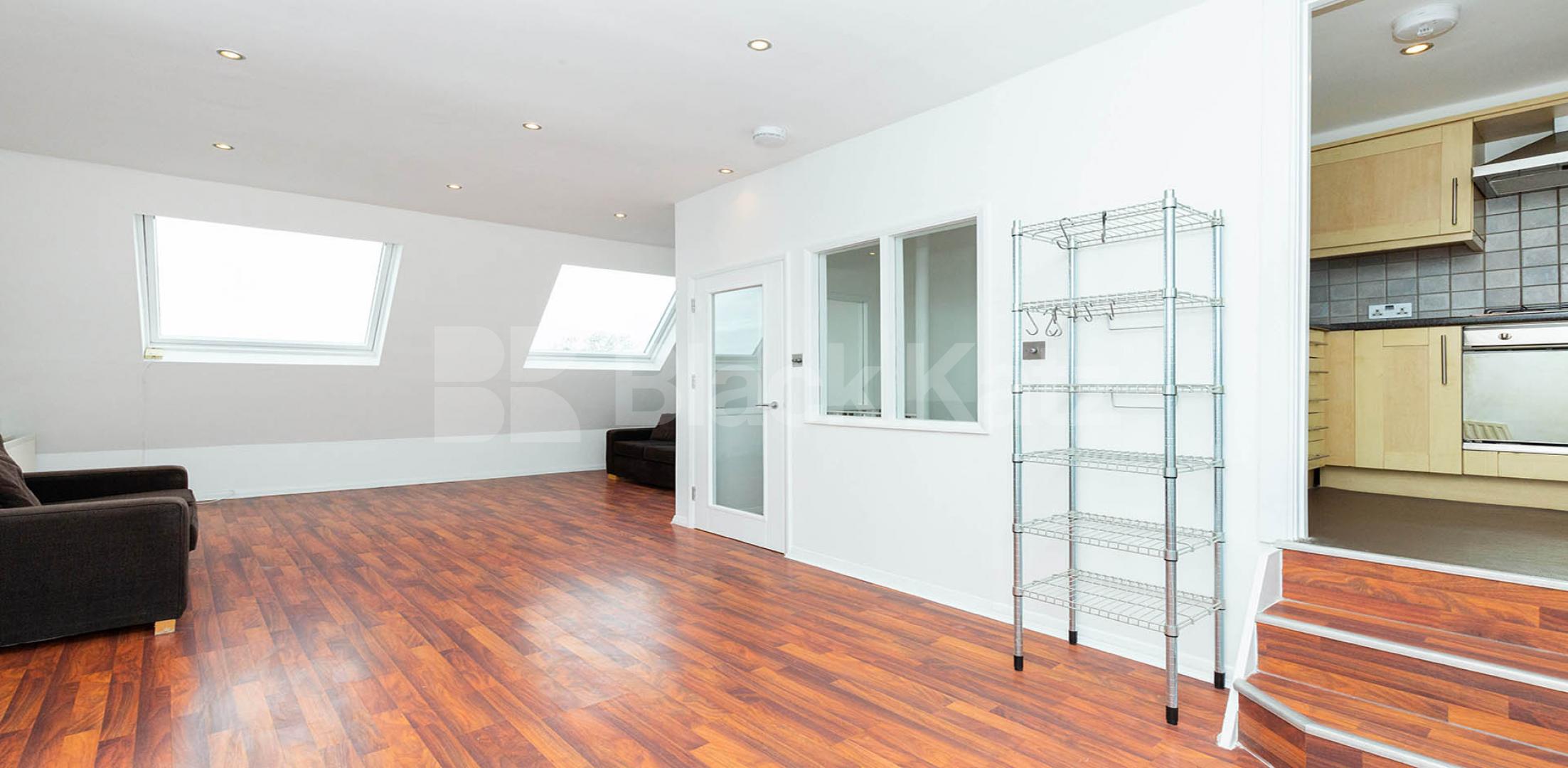 Stunning modern split level 3 bed with a private roof terrace in camden square Stratford Villas, Camden Square